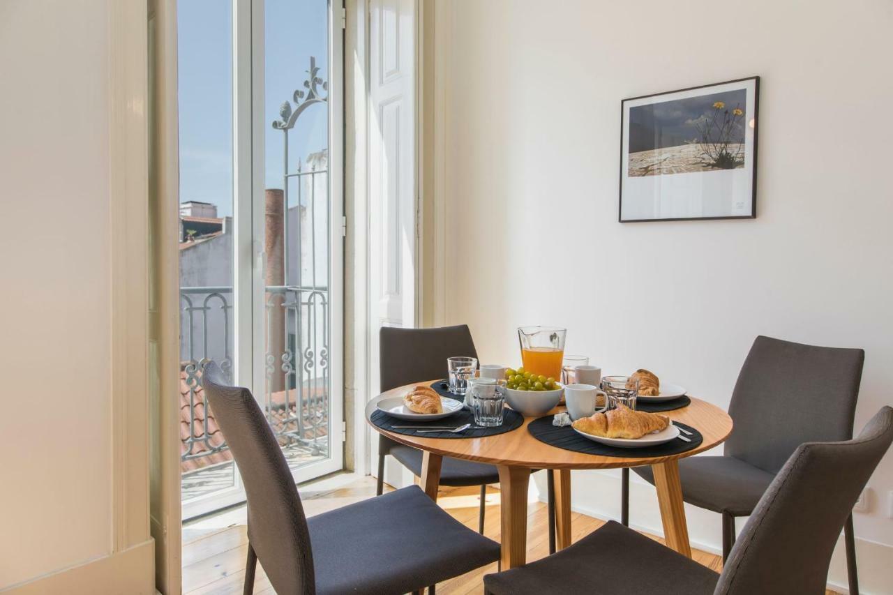 Lovelystay - Sunny Santa Catarina II Lisboa Exterior foto